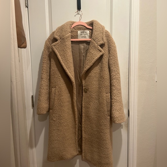 Aritzia wool and cashmere teddy coat - Picture 2 of 9